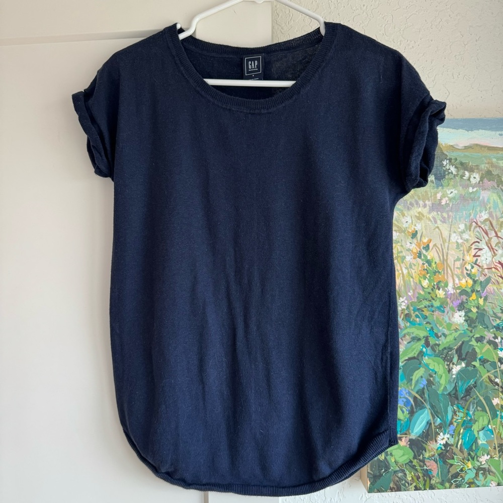 GAP Maternity knit rolled sleeved navy top, small